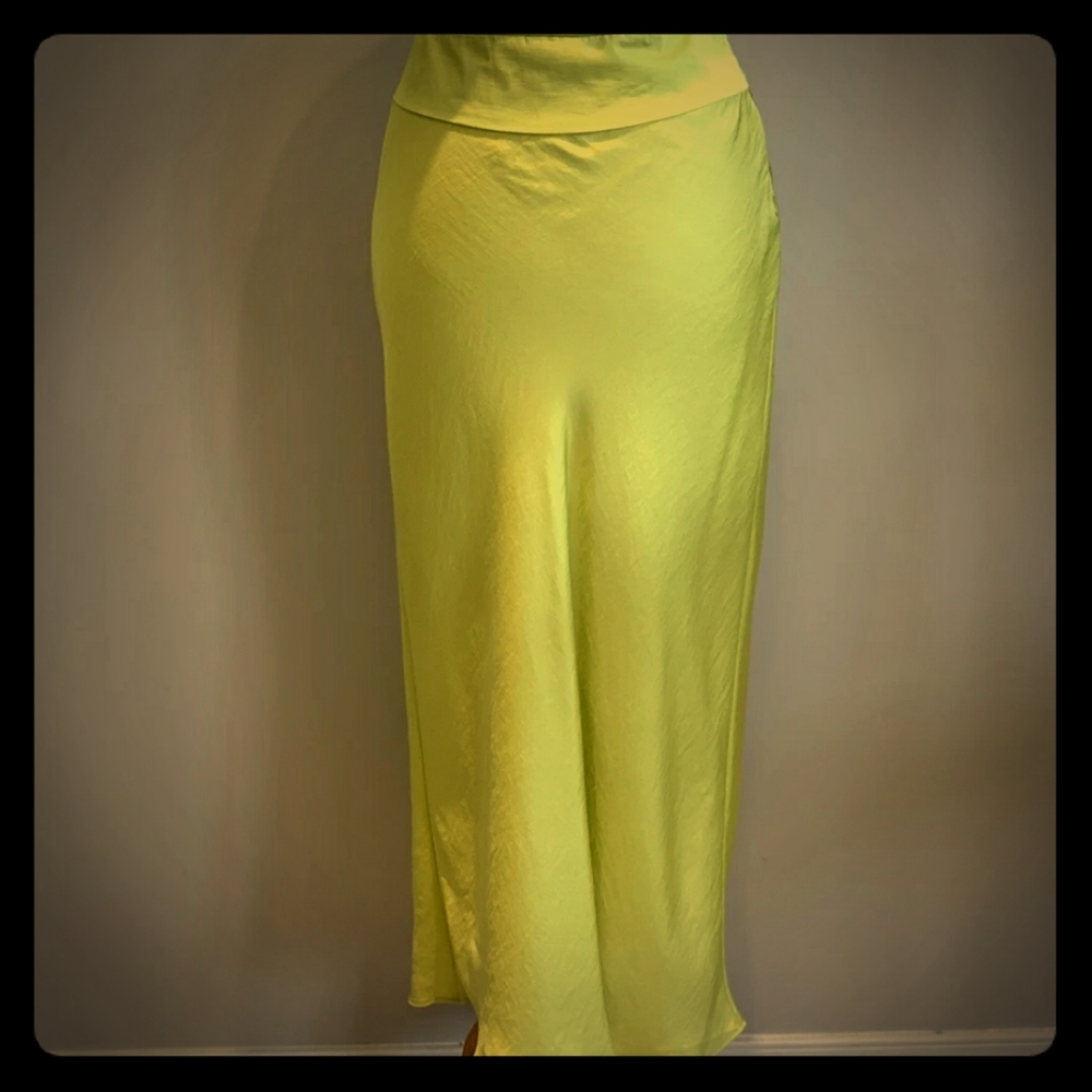 💥NWT Free People satin skirt